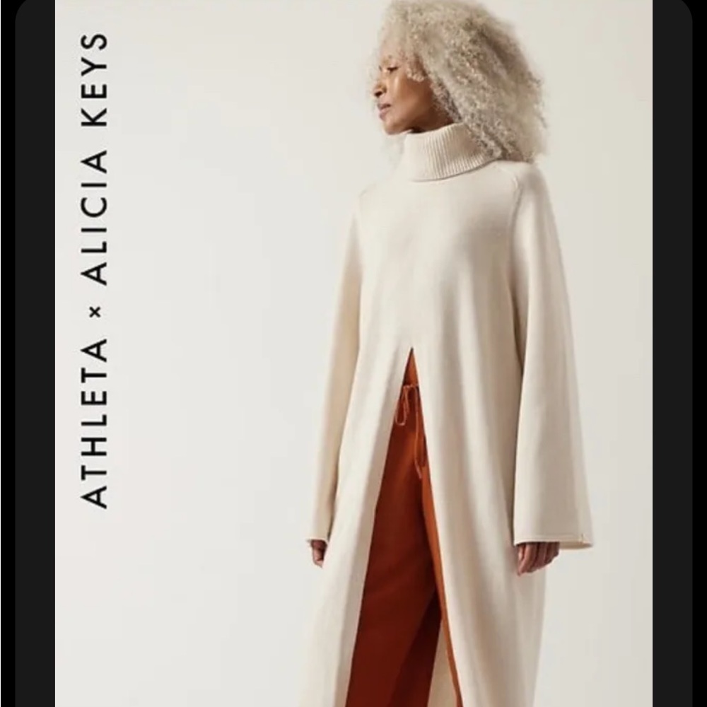 Athlete X Alecia Keys Free to Roam Tunic Small NWT!!